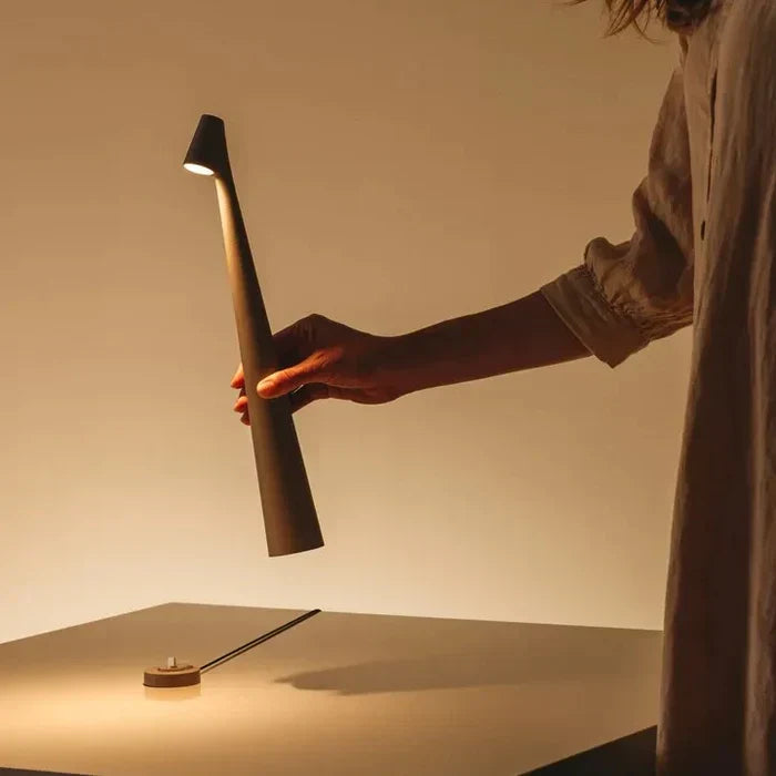 luminessence glow sculpting table lamp