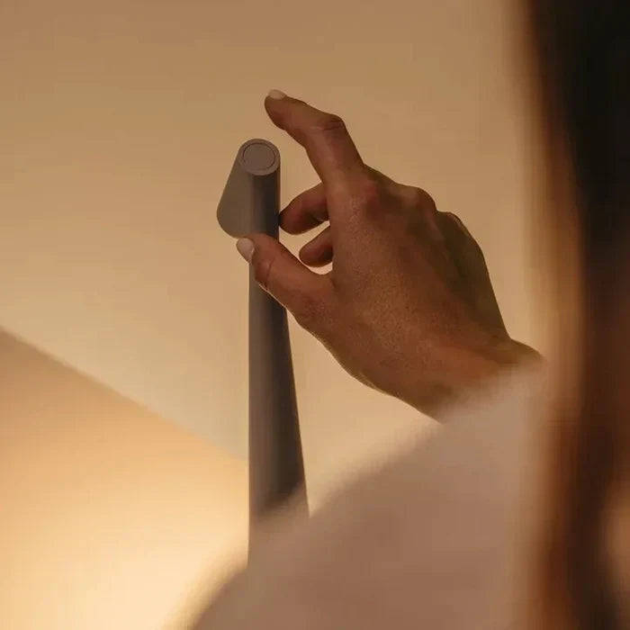 luminessence glow sculpting table lamp